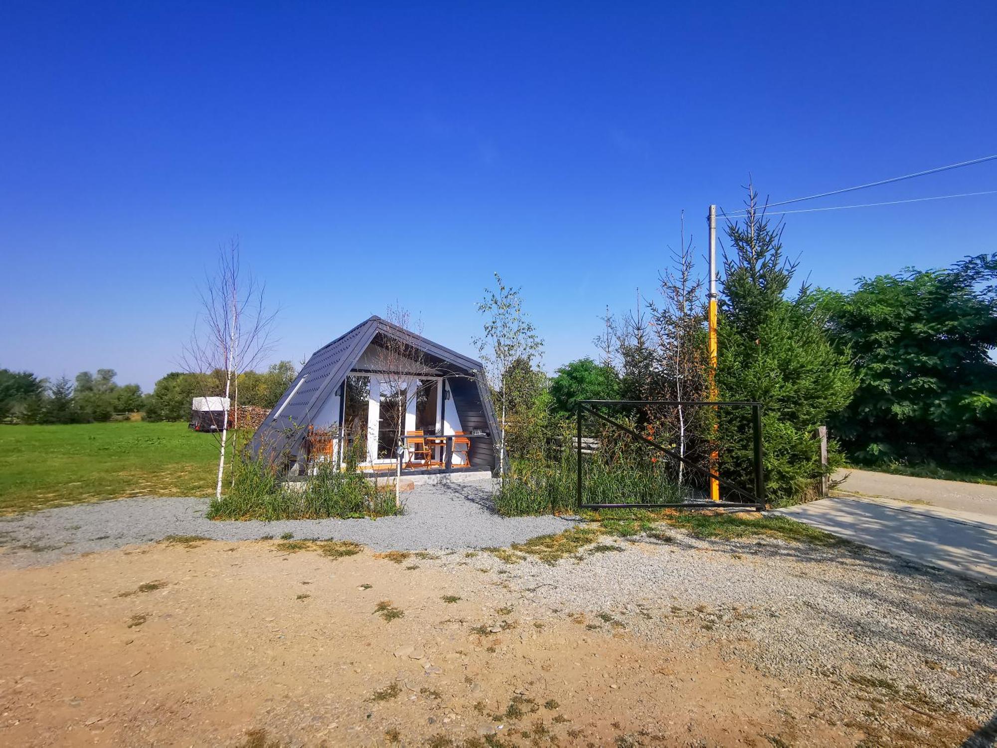 Linistea Muntilor Chalet برومباكو دو سوز المظهر الخارجي الصورة